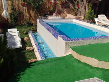 House with Pool – Mazraet el Chouf